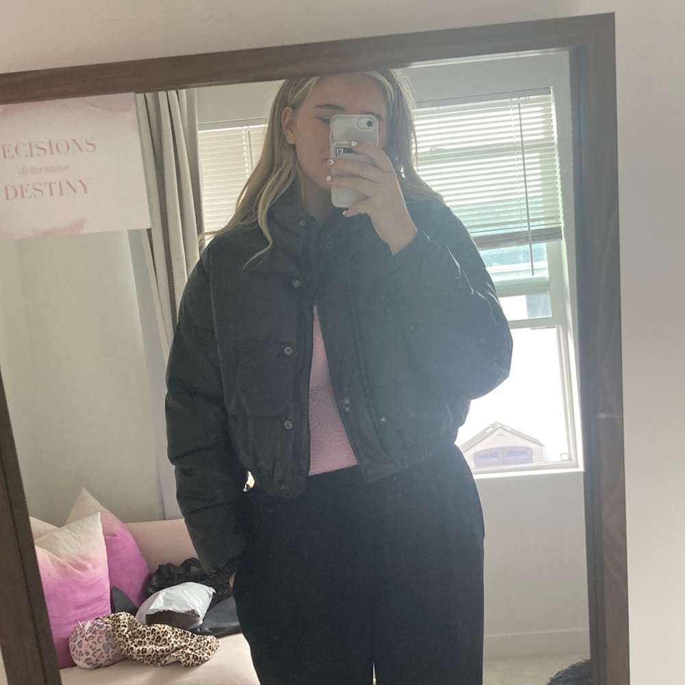 Faux leather cropped puffer